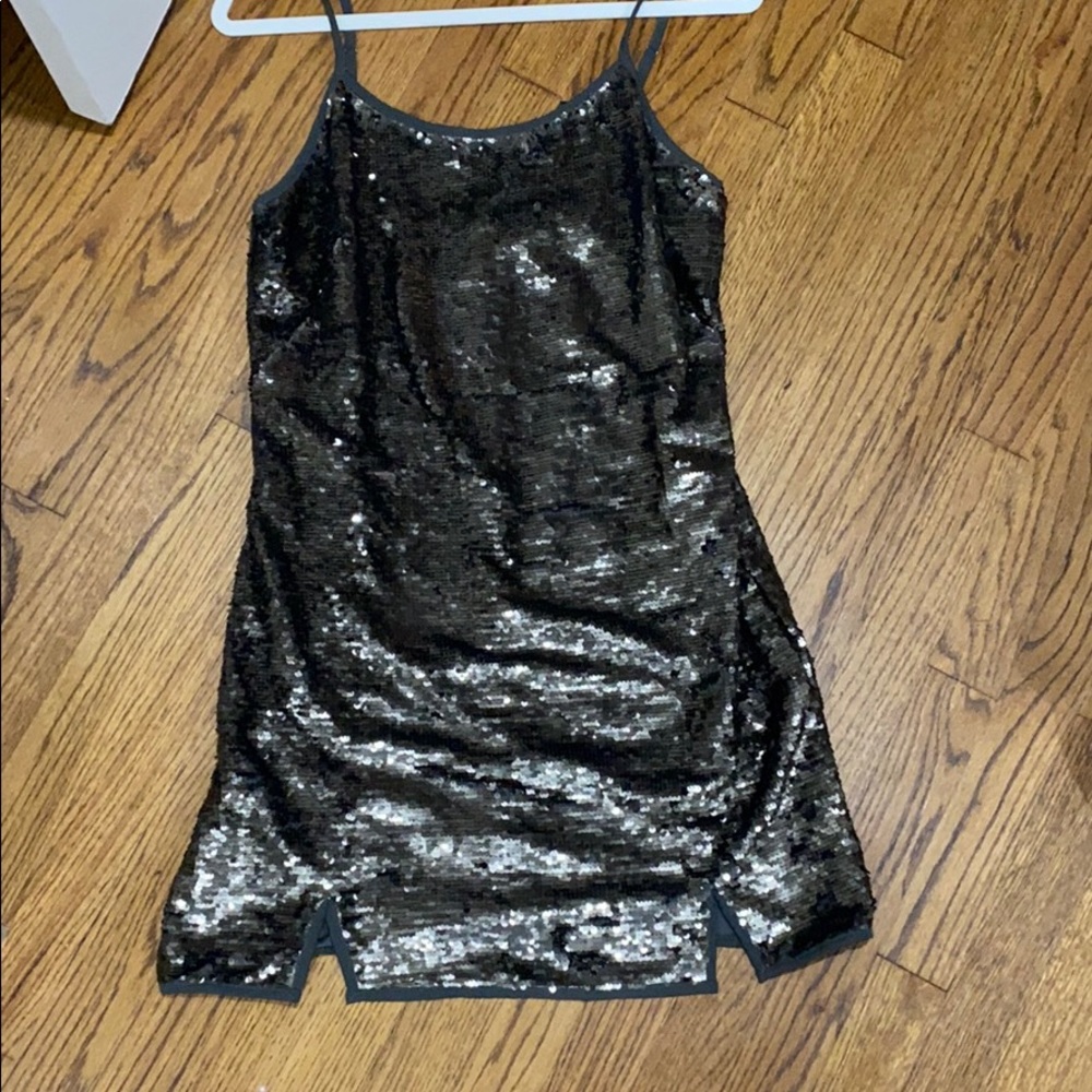 Charcoal sequin dress - Picture 7 of 8